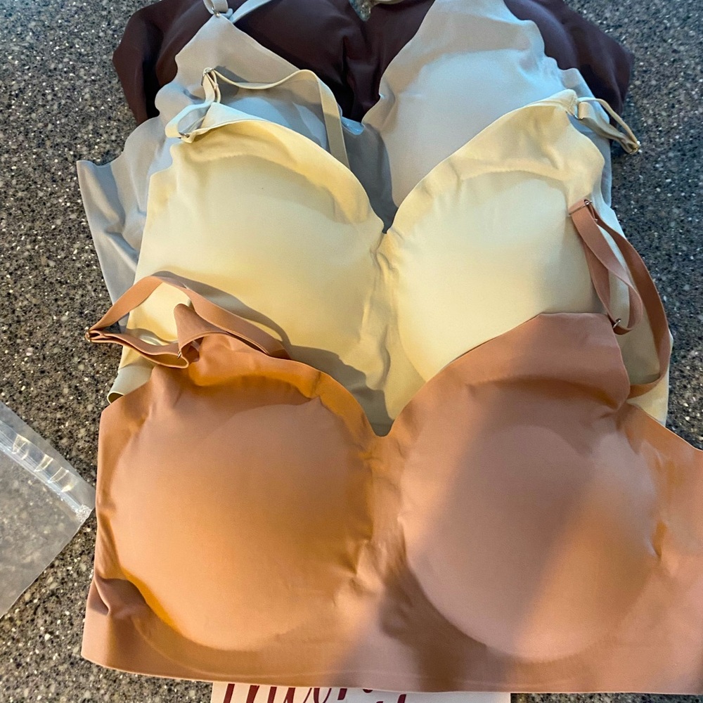 4 pack XL Deangelmon bras